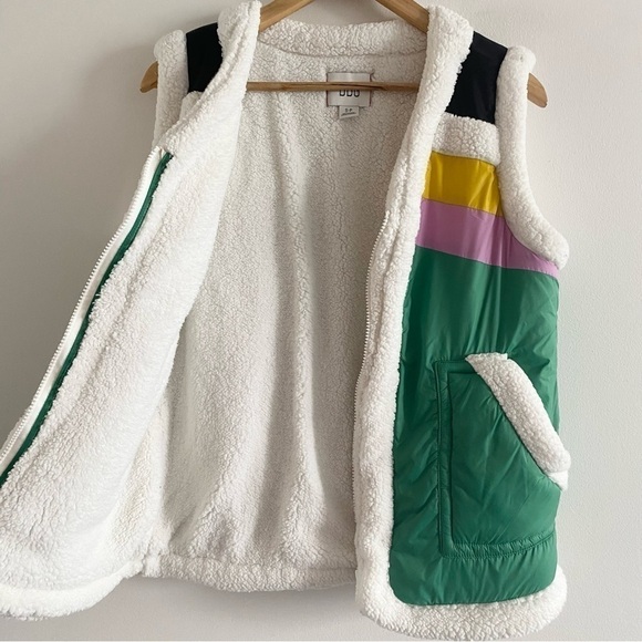 Bdg Vibrant Green Nylon Sherpa V Neck Winter Zip Vest - Picture 8 of 16